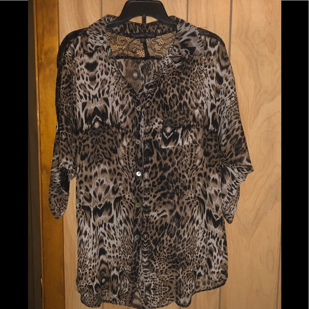 Women’s Blouse